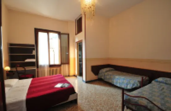 Locanda Sant'Anna Hotel Hotel berhampiran Gereja San Marco