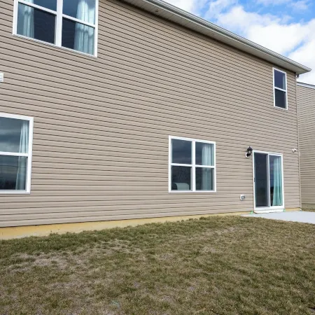 Holistic Campus Rental, LLC - Private Bedrooms in Shared Home with Shared Kitchen