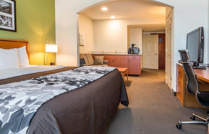Sleep Inn & Suites