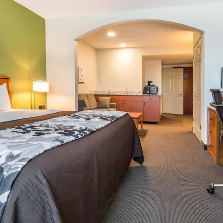 Sleep Inn & Suites