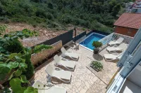 Apartments Kapetan - Hot Tub