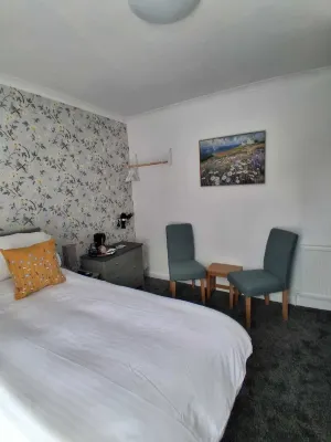 Barbican Hotel