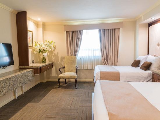 Rose Hotel