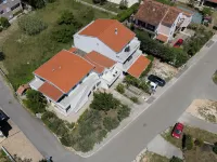 Apartments Baras Hotels in Nin