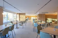 新海洋公寓式酒店