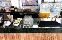 Whisky Hotel - bar