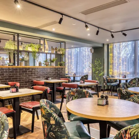 Premier Inn Glasgow (Cambuslang/M74, J2A) Отели рядом с достопримечательностью «Стадион «Селтик Парк»»