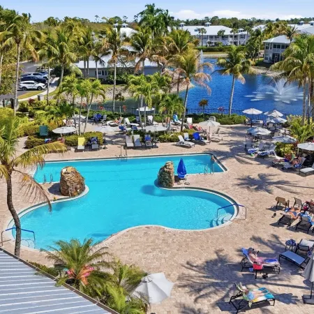GreenLinks Golf Villas at Lely Resort