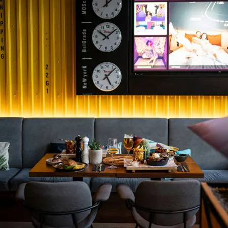 Moxy Belgrade Отели рядом с достопримечательностью «Врачар»
