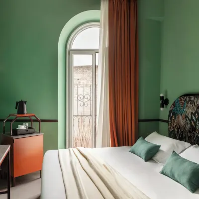 Barberini Retreat Boutique Hotel Các khách sạn gần Quảng trường Piazza Barberini