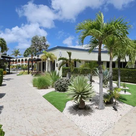 voco SURFSIDE ARUBA by IHG
