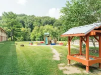 Brown County Inn Hotels in Nashville