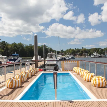 Yachtsman Lodge & Marina