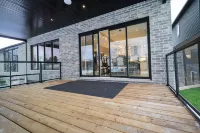 Modern Masterpiece Luxury 6 Bedroom Home Hotel di 