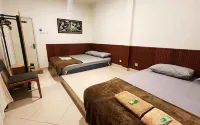 The Segaran House (Syariah) Hotel dekat Mal Cibubur Junction