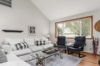 Oakway Oasis - 6 Minutes To Autzen 4 Bedroom Home