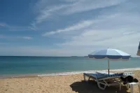 Villa in Hyeres Near Beach & Pool - Villas