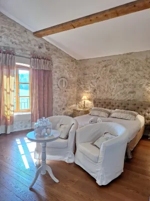 Le Relais de Pigasse - Guest houses