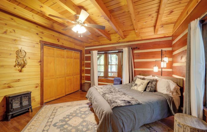Family-Friendly Blue Ridge Cabin w/ Game Room!
