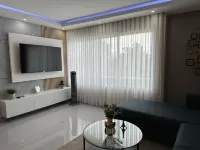 Serene 2-Bedroom Apartment with Mountain Views in Santiago - 2-Star