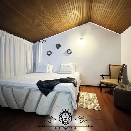 Casa Hotel Imperiòn Отели рядом с достопримечательностью «Всемирный торговый центр»