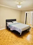 Luxury house 7 bdrms - near airport, sq 1, Private Backyard - balcony