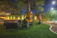 1-acre Las Vegas Getaway: Pool, Spa & Tennis Court