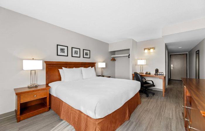 Travelodge Suites by Wyndham Regina / Eastgate Bay