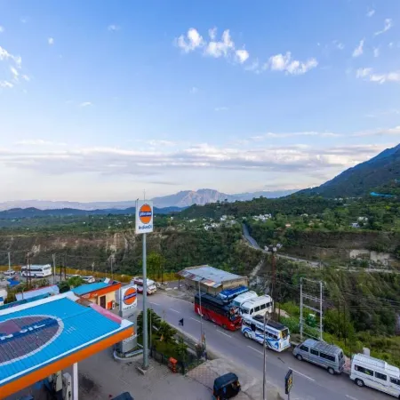 Hotel Ambalika Aashray - Near Yatra Parchi Counter