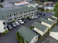 The Heritage of Lake George - parking