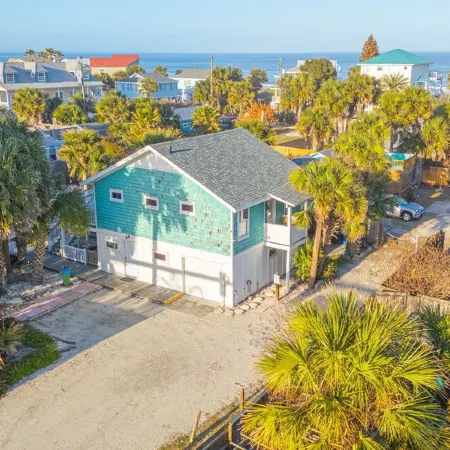 Large Pool. Private Beach Path. Vilano Beach House Closest to Historic St. Aug.