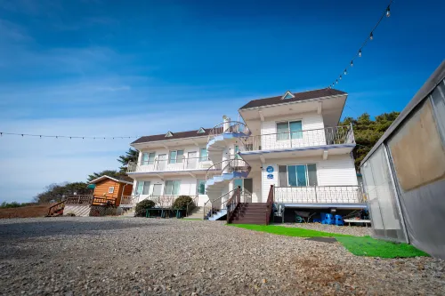 Taean Yangji Pension - Pet friendly