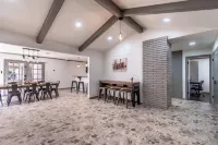 Texas Retreat on Ocean Drive Sleeps 19 with Hot Tub & Game Room - Spa
