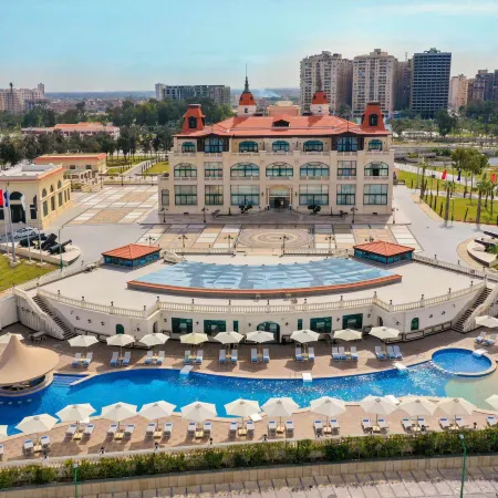 Rixos Montaza Alexandria Отели рядом с достопримечательностью «Пляж Мамура»