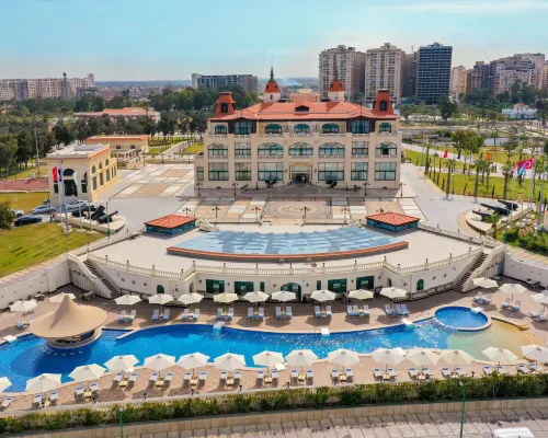 Rixos Montaza Alexandria Hoteles cerca de Playa Mamoura