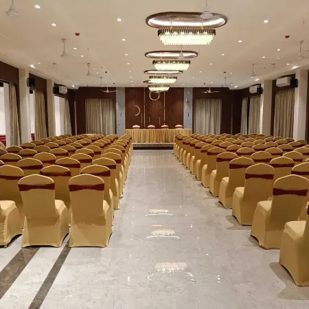 Hotel Raas Vrindavan