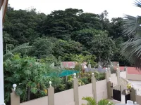 One Bedroom Self-Catering Accommodation - Mountain view