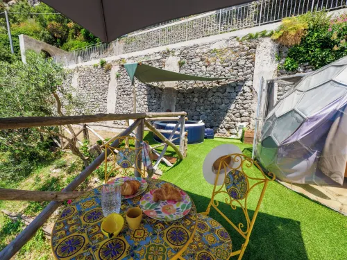 De Vivo Realty - Boscosfera Amalfi - Jacuzzi