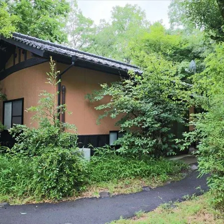 Kameyamanoyu, Yado