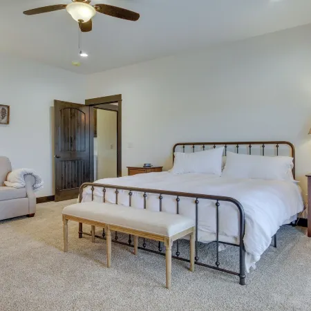 1 Mi to Beaverhead River: Mtn-View Dillon Retreat Hotels in Beaverhead County