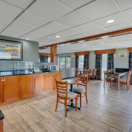 SureStay Hotel by Best Western Bowling Green North