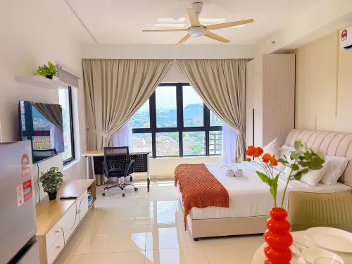 Astrum 5 Min to LRT By Serenity Homes - 3-Star