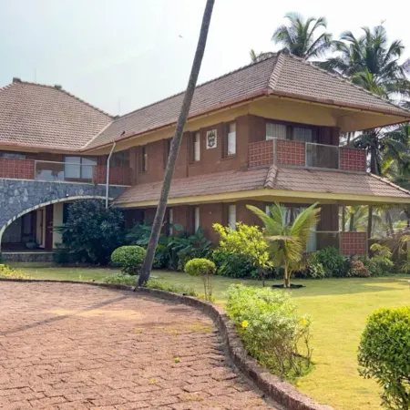 Lahari by Hireavilla - Chic 4BR Beachfront Villa