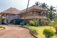 Lahari by Hireavilla - Chic 4BR Beachfront Villa - Pools