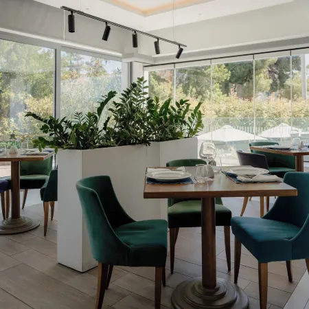 Glyfada Riviera Hotel