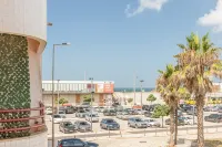 GuestReady - Deluxe home with terrace in Caparica - 3-Star