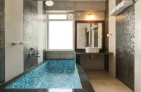 Deep International a Luxury Hotel - 2-Star