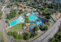 Hotel y Parque Acuatico Agua Sol Alegria - parking