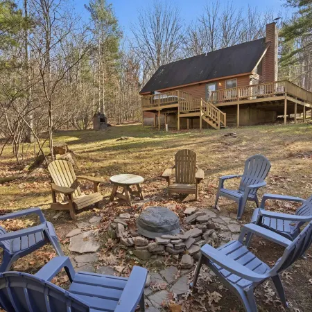 Family-friendly Home w Hot Tub Fire Pit Games
