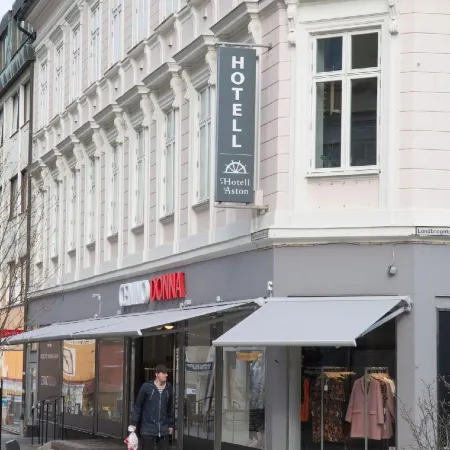 Hotell Aston